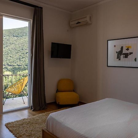 Theoxenia Hotel อันดริตไซนา ภายนอก รูปภาพ