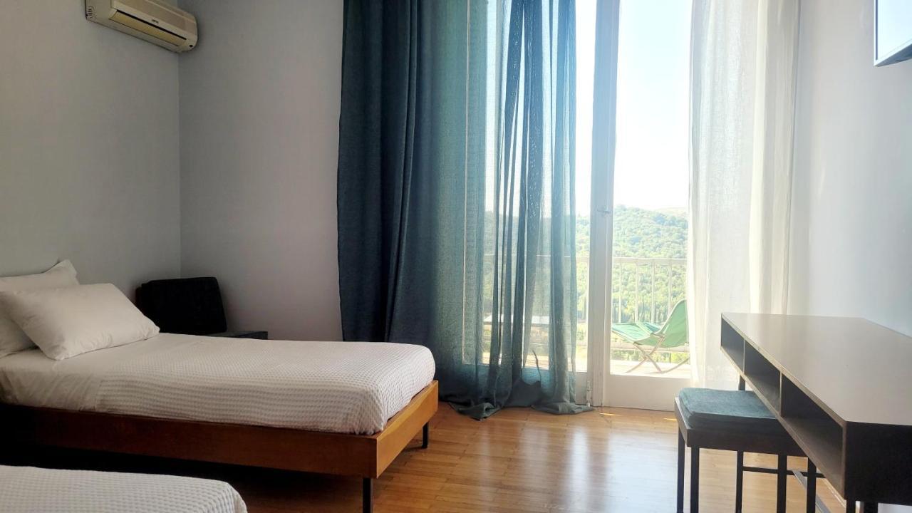 Theoxenia Hotel อันดริตไซนา ภายนอก รูปภาพ