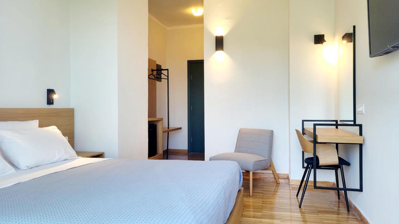 Theoxenia Hotel อันดริตไซนา ภายนอก รูปภาพ