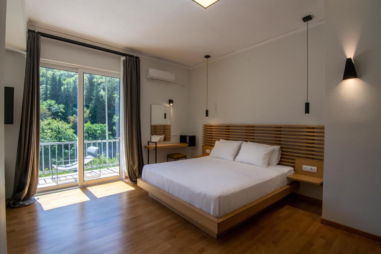 Theoxenia Hotel อันดริตไซนา ภายนอก รูปภาพ